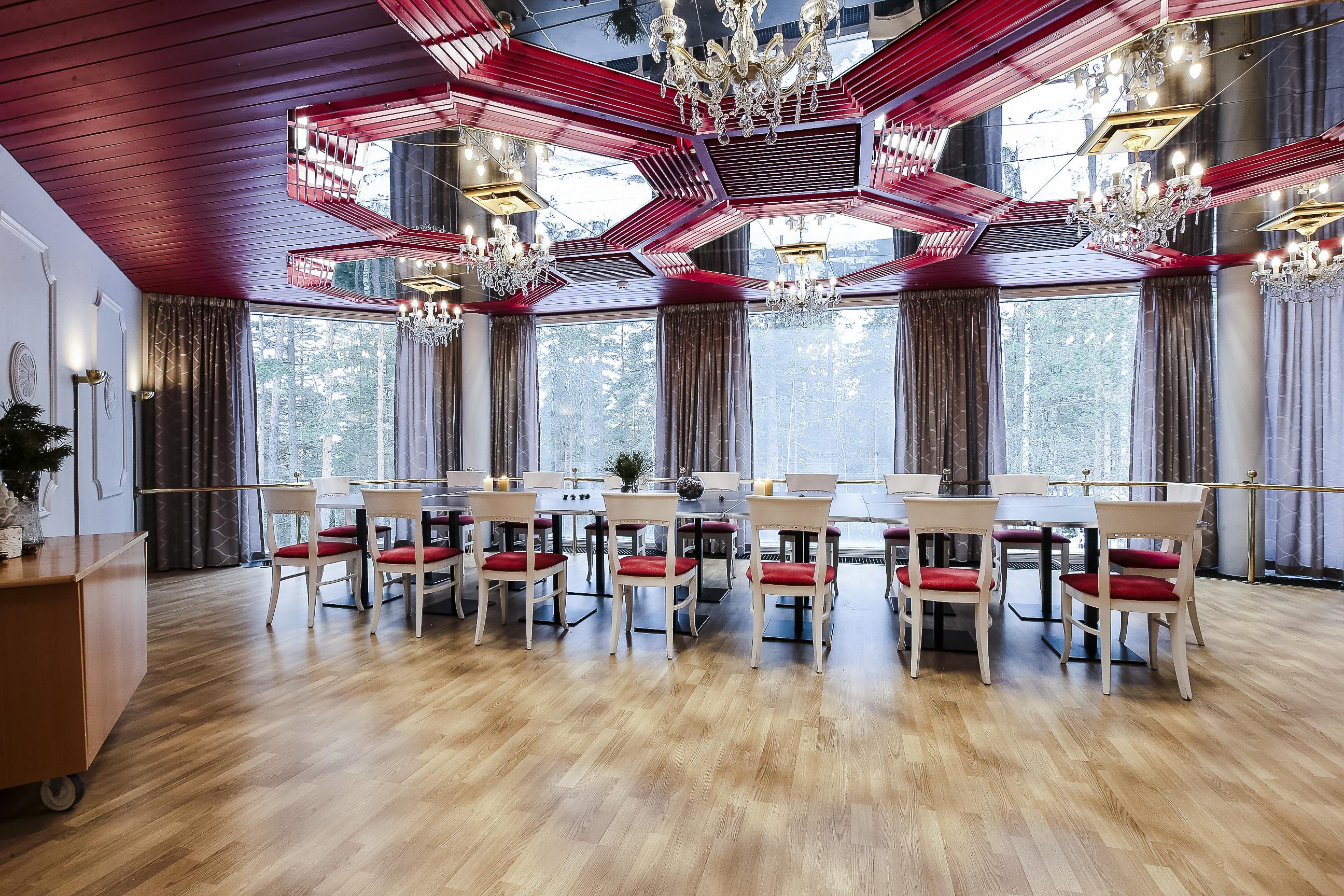 Quality Sveitsi Hotell 4*